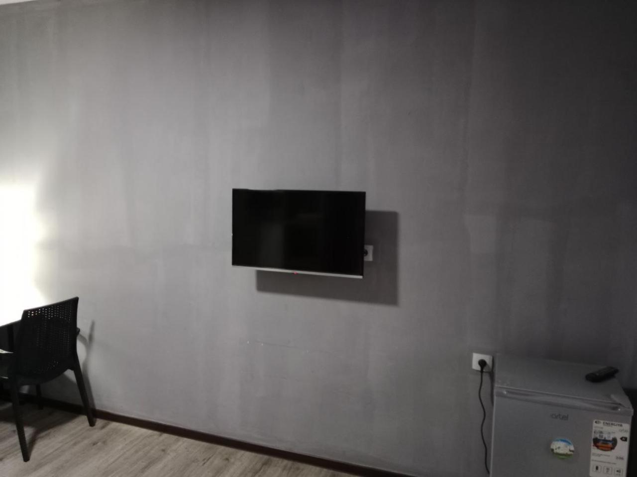 A Cozy Bedsit! Appartement Tasjkent Buitenkant foto